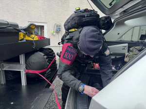 Tým speciálně vycvičených policistů dostal nové velitelské auto. Zefektivní jejich práci