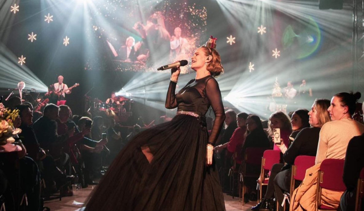 Hradec si o víkendu užije otužilce, pop-up trhy, orienťák i Absolonovou