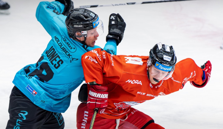 Karlovy Vary porazily Olomouc 4:2 a vyhrály s plným ziskem popáté v řadě