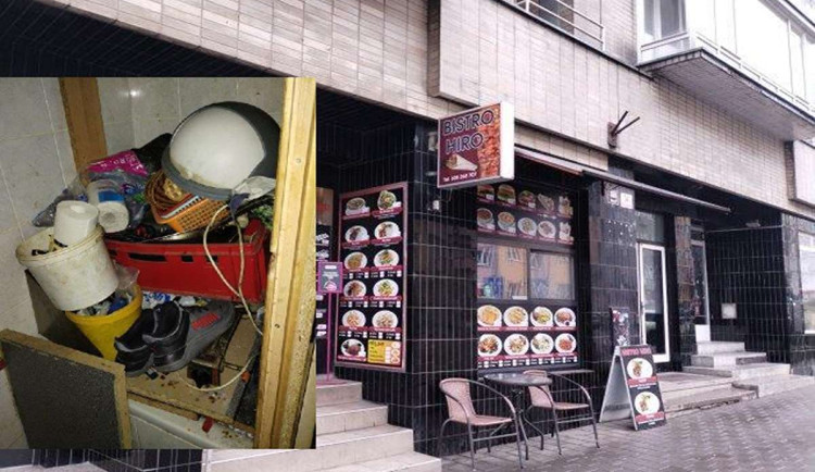 Inspektoři zavřeli bistro v centru Brna. Vadil jim nepořádek, plíseň i boty u jídla