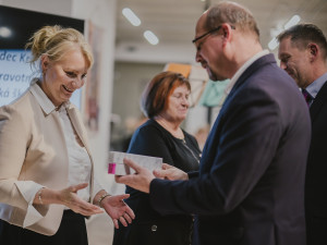 Spolupráce hradecké nemocnice a zdravotnické školy získala ocenění