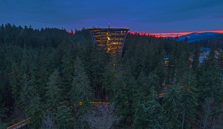 Stezka korunami stromů v Krkonoších