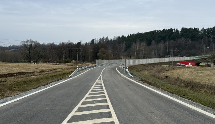 Obchvat Kaplice je hotový. O tři měsíce dřív