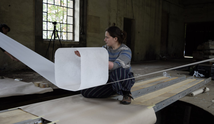 Obrovský úspěch absolventky liberecké univerzity: získala sklářského Oskara