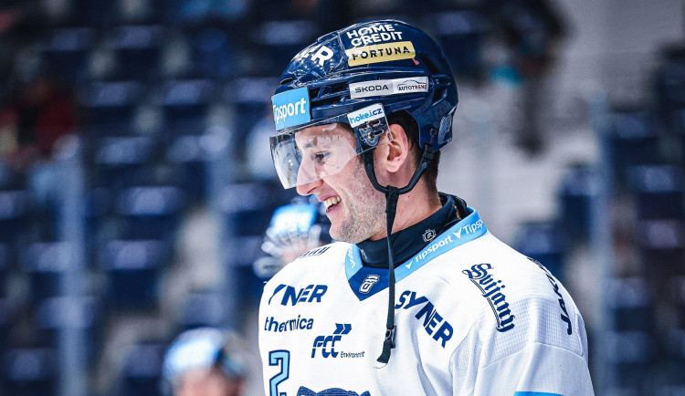 Kanadský bek Ahac zůstává Bílým Tygrem. Prodloužil smlouvu