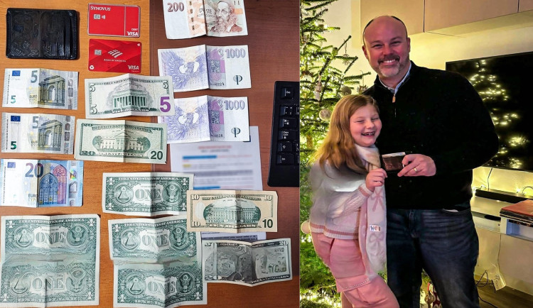 Peněženka s eury, dolary a kartami z USA ležela na zemi. Pak se děly zvláštní věci