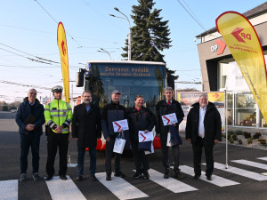 Hradecký dopravní podnik ocenil řidiče, kteří najeli přes milion kilometrů bez nehody