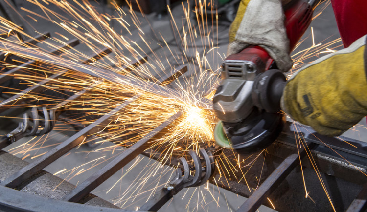 LAMARK opět potvrdil kvalitu certifikací EN 1090, která není v oboru běžná