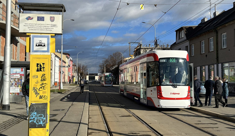 ANKETA: Autobusy místo tramvají? Kvůli zachování trati v Olomouci vznikla petice