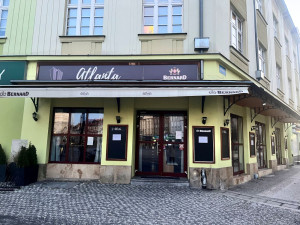 České restaurace v Hradci Králové končí, nahrazují je asijské