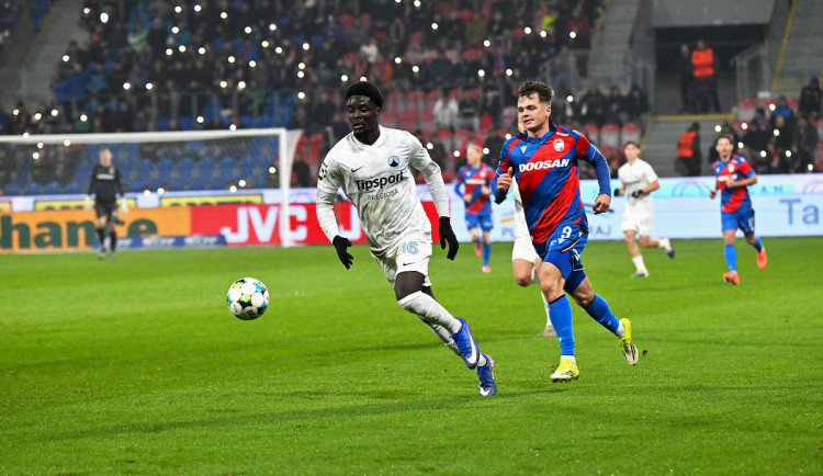 Tři body zůstávají v Plzni. Po sedmi zápasech bez porážky našel Slovan přemožitele