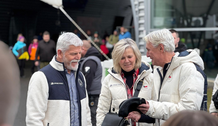Prezident Pavel dorazil na olympijský festival. Vyzkouší si hřiště a setká se s dětmi