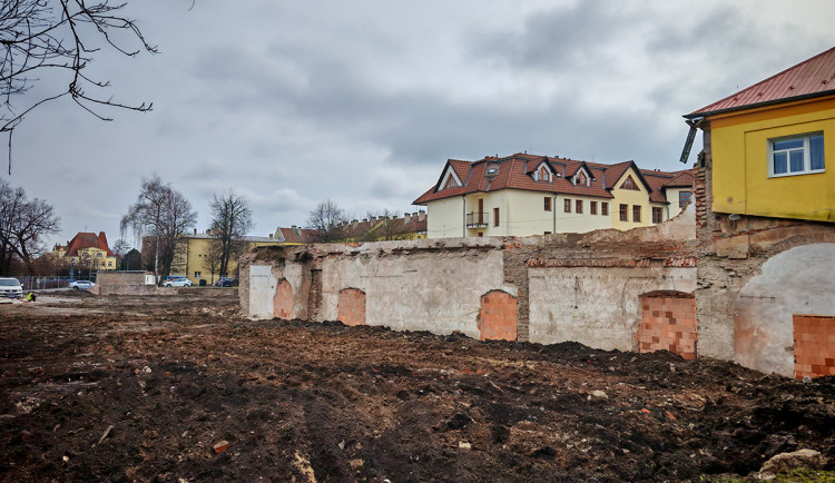 Demolice u centra Litovle: na pozemcích města by mohly vzniknout bytové domy