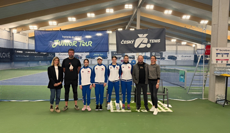 tenis junior dívky HK