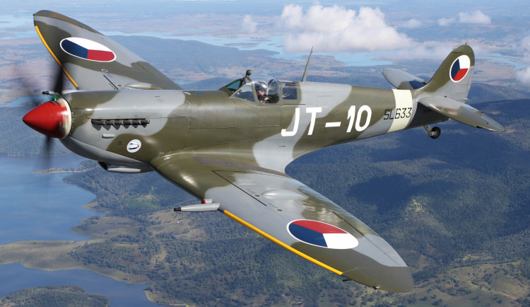 Na tomto stroji létal Plzeňák u RAF, Spitfire v perfektním stavu je teď na prodej