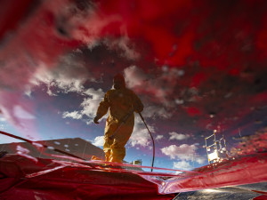 Hasiči v Kosičkách na Hradecku pokračují v likvidaci chovu s ptačí chřipkou