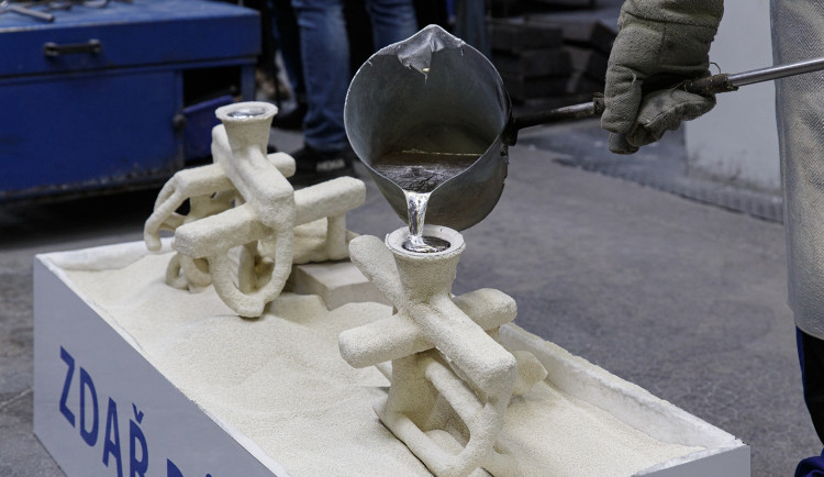 Slévači odlili část relikviáře kněží Buly a Drboly, čeká je blahořečení v Brně