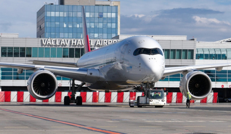 Místo Emirátů hotel na Vysočině. Cestující z Česka měla odletět v neděli ráno