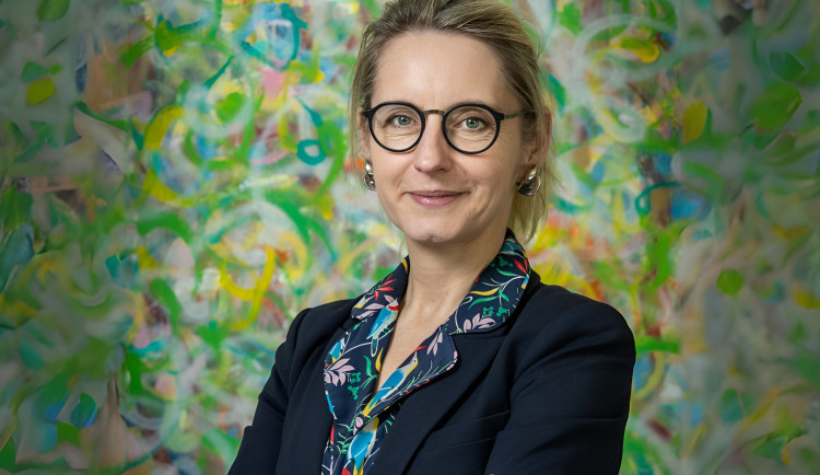 Někteří by ženy raději viděli u plotny, říká Monika Ladmanová