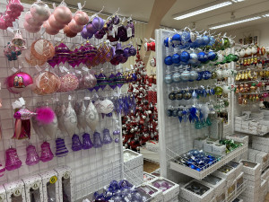 Vánoční ozdoby na jaře? Ve Dvoře si je můžete sami namalovat s velikonoční tematikou