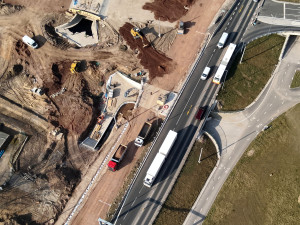 Rekonstrukce hradecké křižovatky Mileta se dostává do finální fáze