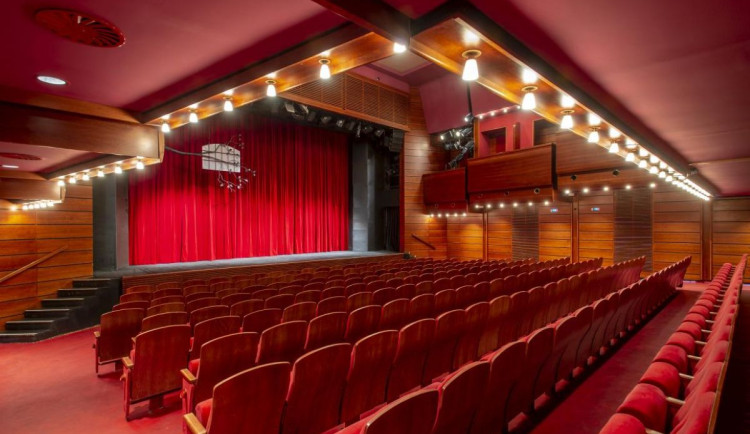 Klicperovo divadlo otevře zákulisí. Noc divadel ukáže, co se děje za oponou