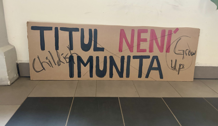 Nejsem démon, říká profesor obviněný z šikany studentů. Nyní začíná pracovat na UHK