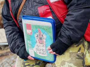 Z výšky sedmnácti metrů na dno, příběh prodejce Nového prostoru Tomáše dojímá