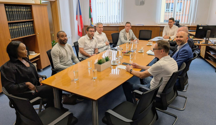 Dynamo vrací úder. Majitelka klubu odmítá kritiku a obviňuje město