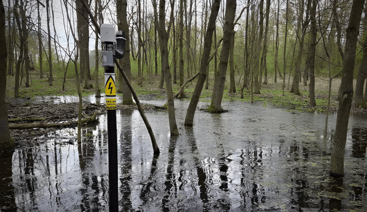 Boj proti komárům začal. Postřiků se dočkají Černovír, Hradisko, Chválkovice, Pavlovičky a Týneček