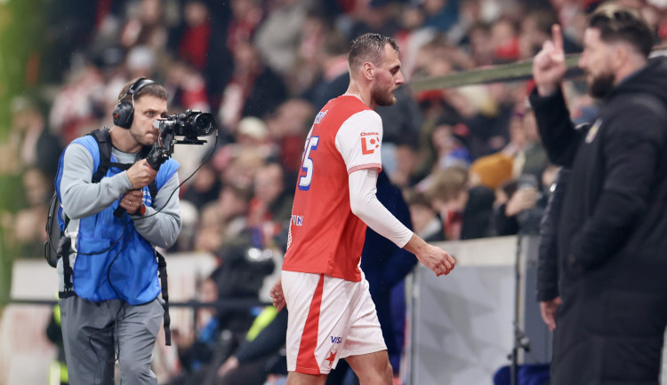 Chorý dostal stopku na jeden zápas, podle disciplinárky neplival schválně
