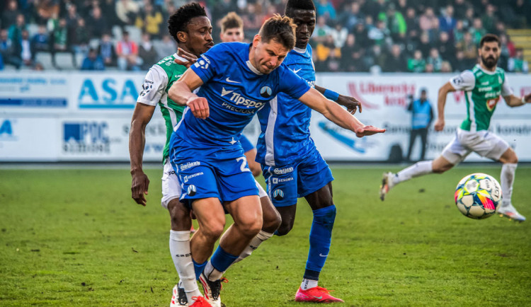 Důležité derby. Slovan hraje o šestku, Jablonec o třetí místo
