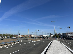 Velký den pro Hradec: Křižovatka Mileta se dnes v noci otevře řidičům