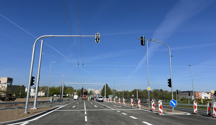 Křižovatka Mileta je průjezdá