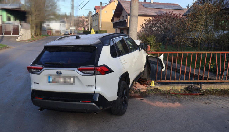 Opilá řidička nezvládla řízení, způsobila škoda za téměř půl milionu
