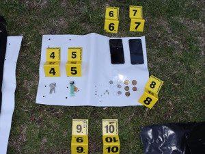 Řeka vyplavila tělo ženy. Policie neví, o koho jde, žádá o pomoc veřejnost