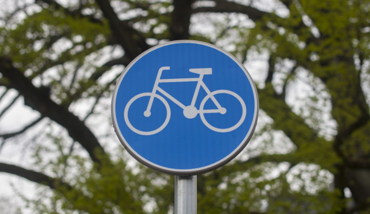Mariánské Lázně začnou stavět stezku pro pěší a cyklisty z Úšovic do Sklářů