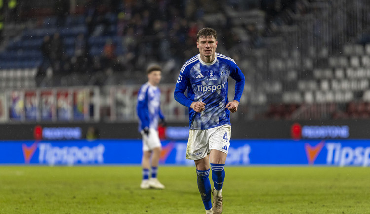 Stopka kvůli podezření v kauze. Komise FAČR zahájila řízení s obráncem Sigmy