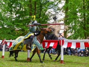 Po každém turnaji si musíme něco zašít, říkají kaskadéři. Zítra vystoupí v Jičíně
