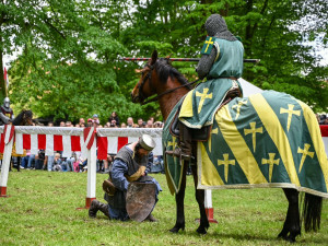 Po každém turnaji si musíme něco zašít, říkají kaskadéři. Zítra vystoupí v Jičíně