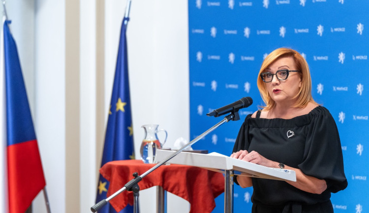 Schillerová láká na státní dluhopisy. Nabízí lidem výnos až 5 %