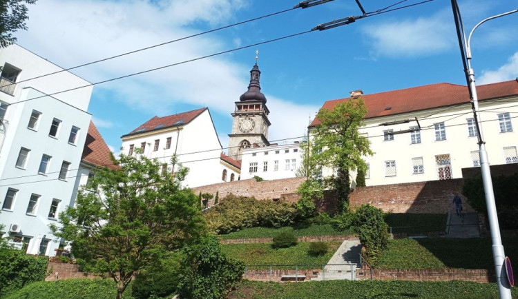 V Hradci pět subjektů spojilo síly pro komunální a senátní volby