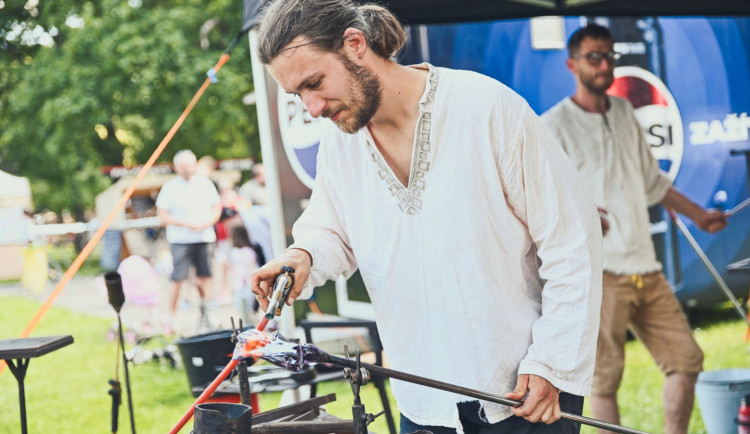 Farmářské trhy, Festival řemesel i Pivní rozjímání. Hradec o víkendu nudit nebude