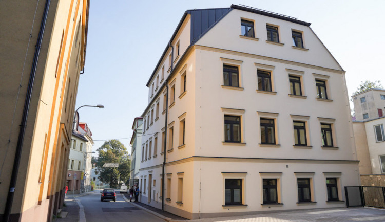 Domovníci v libereckých městských bytech zůstanou. Počet stížností výrazně klesl