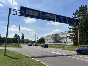 Provizorní semafory na Moravském Předměstí zůstanou