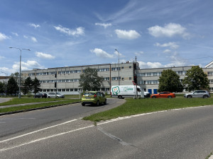 Provizorní semafory na Moravském Předměstí zůstanou