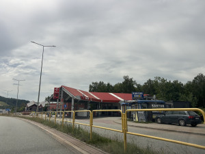 Výhodné tankování v Polsku? Naftu mají některé české pumpy levnější