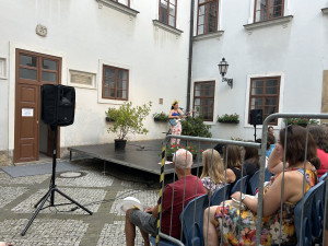 FOTO: Divadelňák míří do finále. Nabídne Zlatovlásku i oblíbený Školní výlet