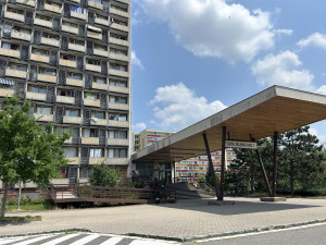 FOTO: Obří rekonstrukce Harmonie I: První senioři se přestěhují do nového