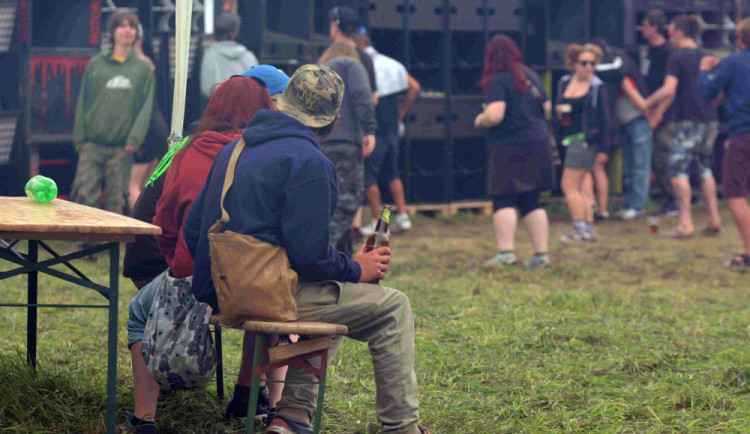 Pořádání technoparty v Hodkovicích nad Mohelkou omezí nová vyhláška města